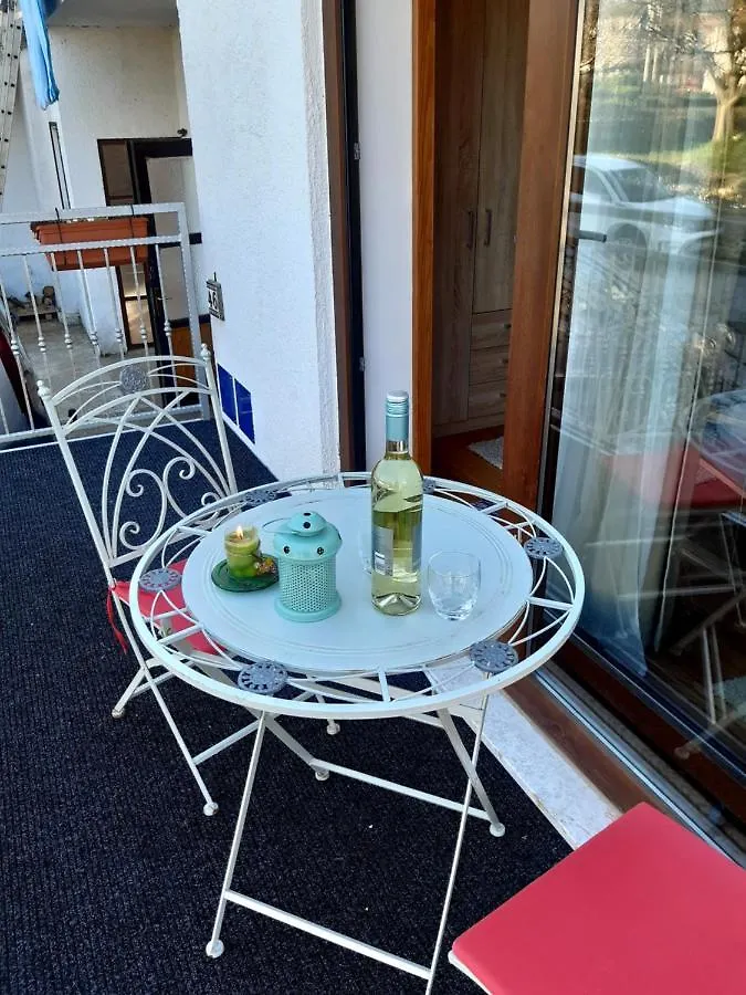 פומר Studio Apartment Meden