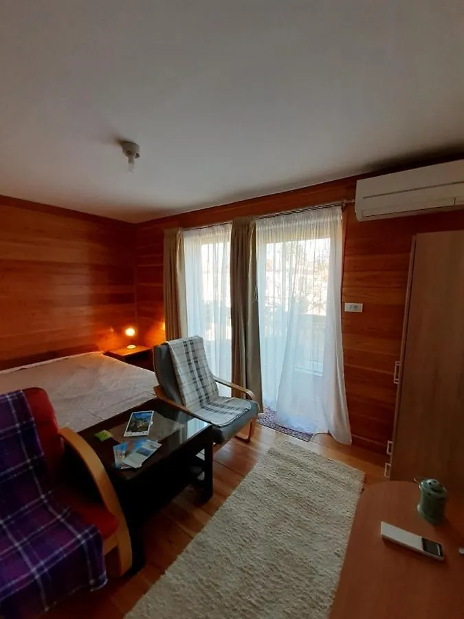 פומר Studio Apartment Meden