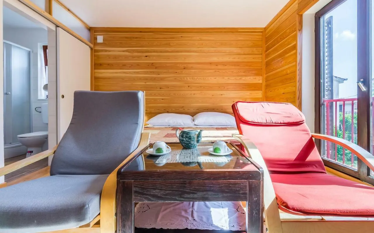 Studio Apartment Meden Pomer