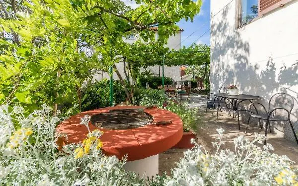 Studio Apartment Meden Pomer